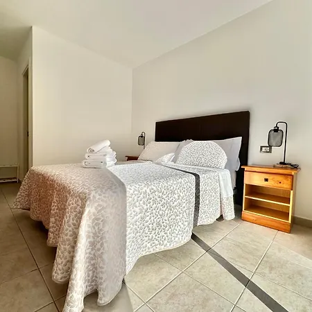 Santiago Sun * פוארטו דה סנטיאגו